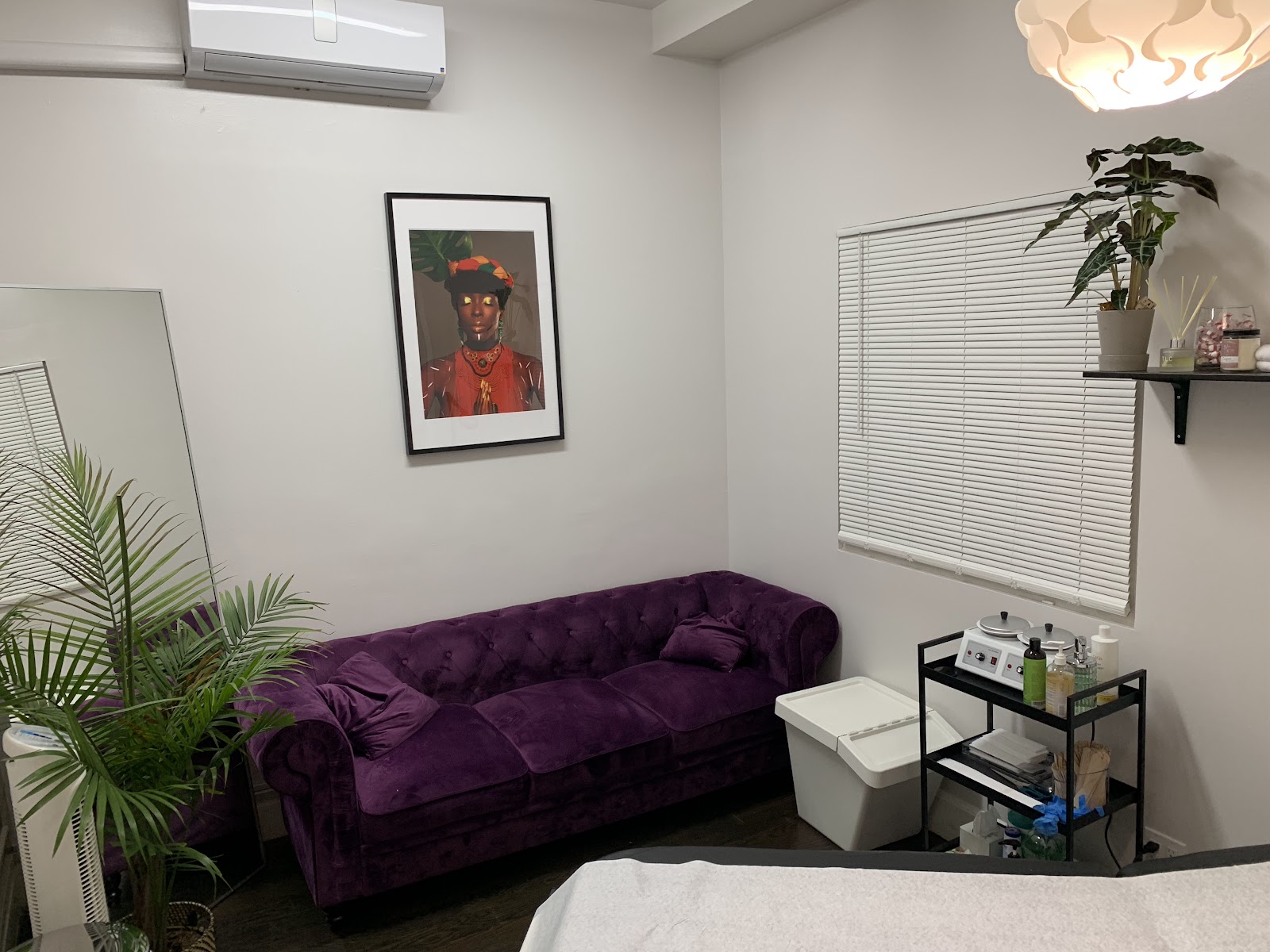 Studio Nicki Spice Wellness Center nail photo 4